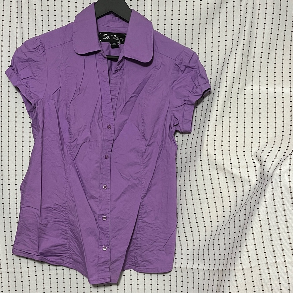 In Vain Lilac V-neck Stretch Blouse Capped Gathered Sleeve sz L